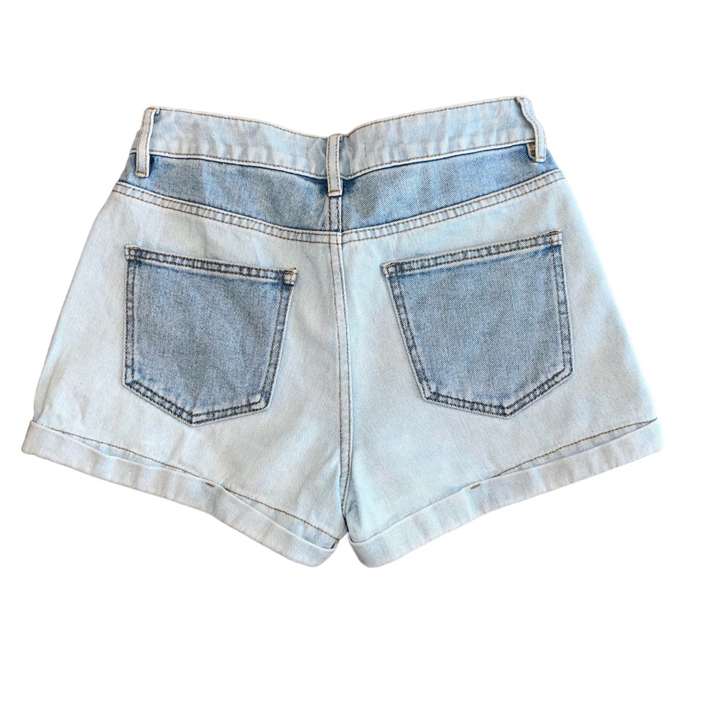 NWOT PacSun Hopper Patch Denim Mom Shorts Size 25 Cuffed Hem - Picture 2 of 7